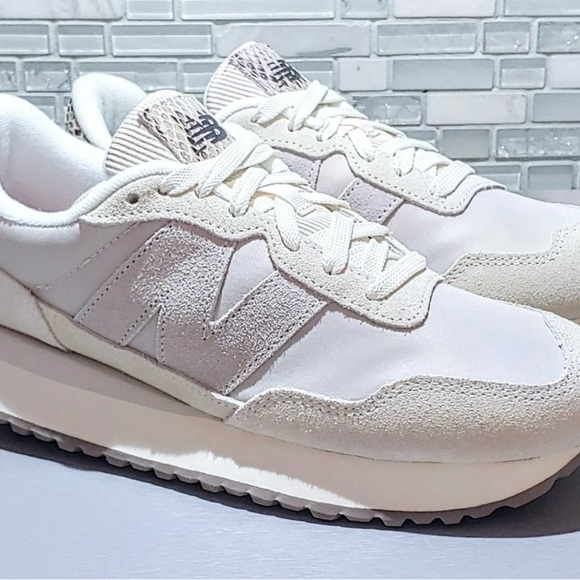 New Balance 237 Snake Print Running Womens Size 8B Sea Salt Grey - Picture 3 of 6